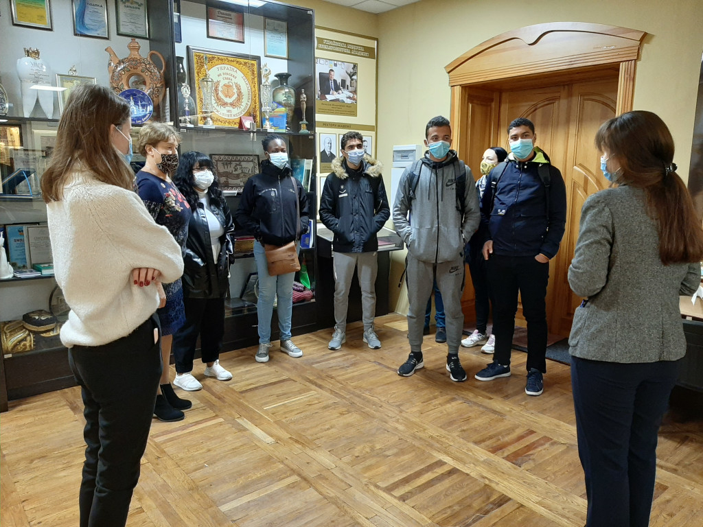 Початок навчання в славетному університеті