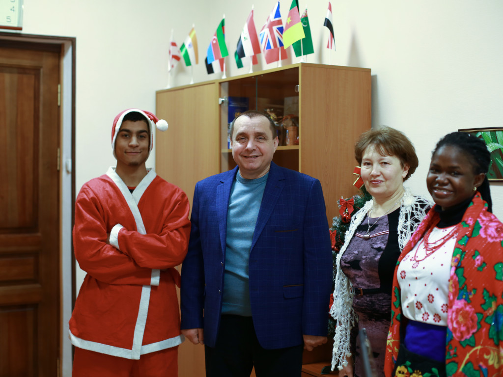 Святкуємо навчаючись